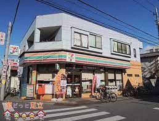 セブンイレブン蕨塚越5丁目店 徒歩5分。 330m