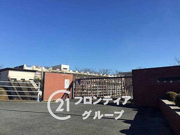 大和郡山市立郡山西中学校 徒歩21分。 1650m