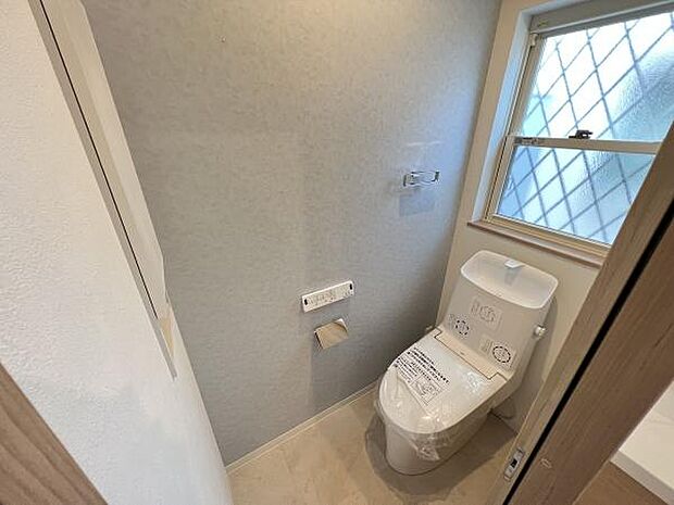 快適にお使い頂けるシャワー洗浄機能付のトイレです。