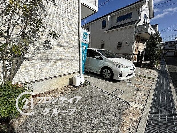 お車持ちの方にも嬉しいカースペース完備