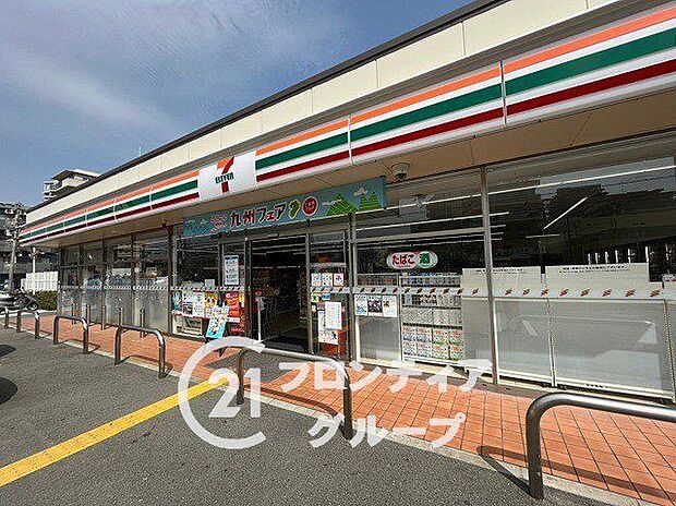 セブンイレブン伊丹南本町7丁目店 徒歩9分。 660m