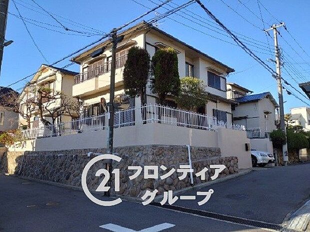             西宮市仁川百合野町　中古一戸建て
  