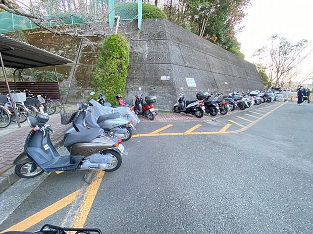 バイク置場