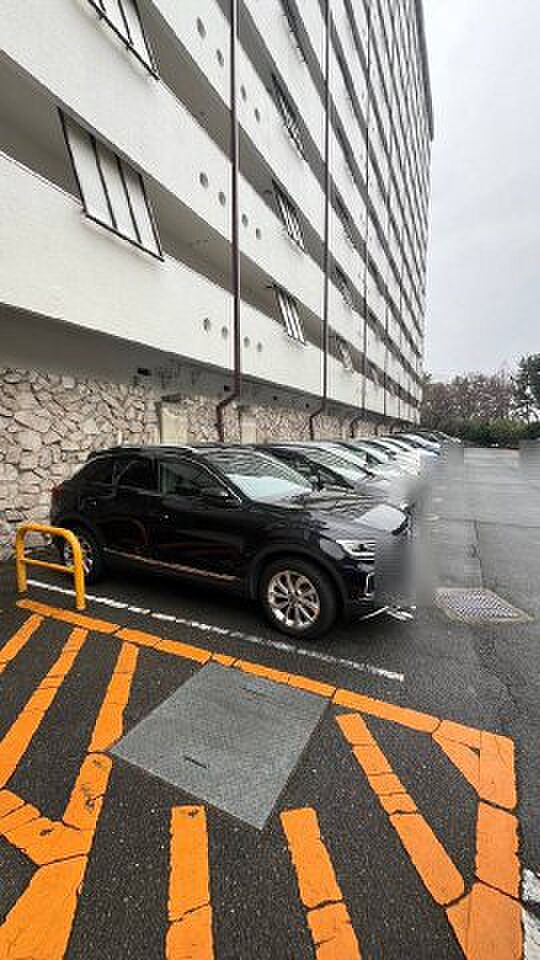 駐車場　空き状況はお問い合わせ下さい