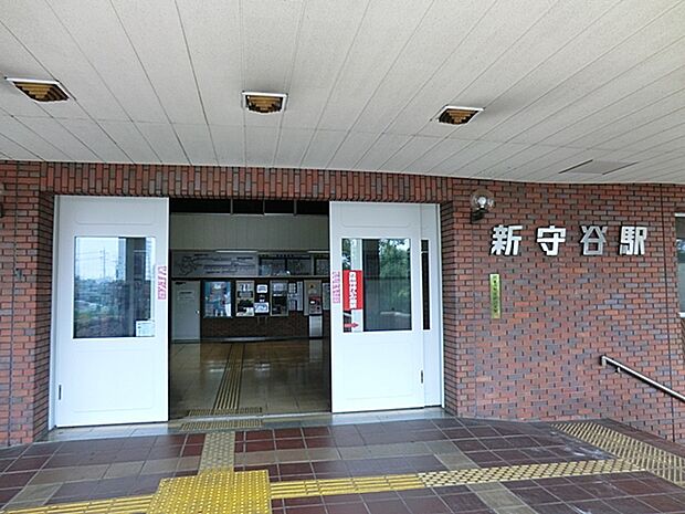関東鉄道常総線「新守谷」駅（3440m）