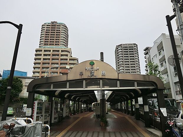 駅 80m 都電荒川線　早稲田駅