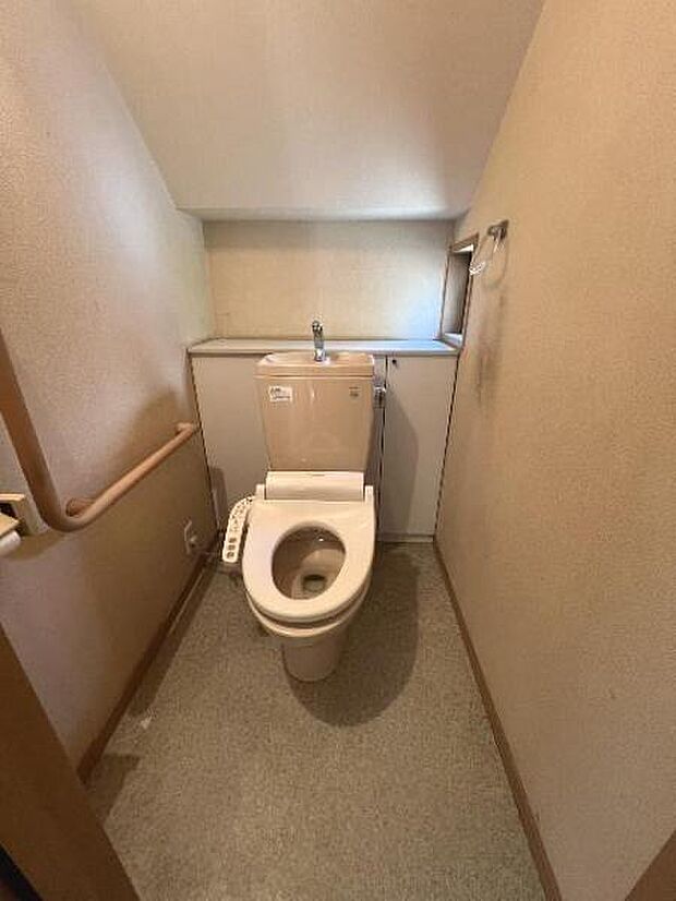 ほっと安らげるトイレ空間です。