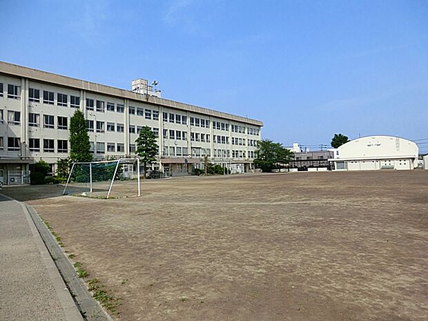 稲城第一中学校まで約420m（徒歩6分）