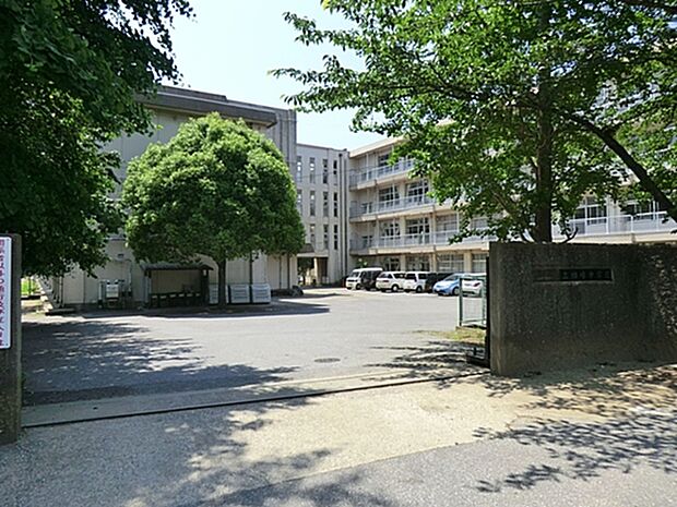 姉崎中学校　徒歩19分（約1500m)