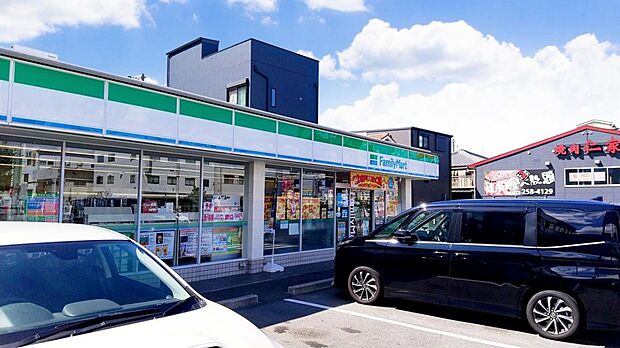 ファミリーマートときはま北花田店まで徒歩4分(約270m)