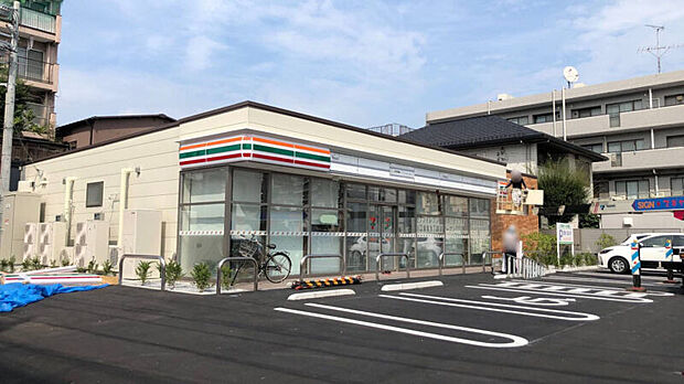 セブンイレブン川口飯塚1丁目店まで583m（徒歩8分）