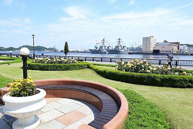 軍港の街横須賀！昔からあり歴史ある昼のヴェルニー公園画像です。ペットとお散歩にもいいですね！