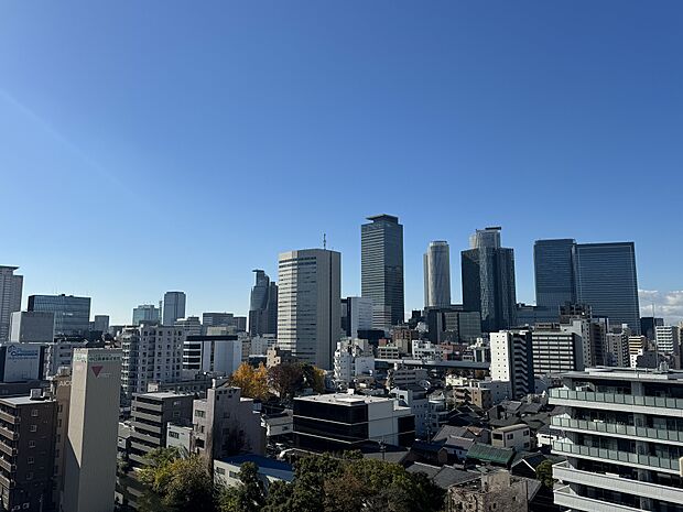 お住まいからは、名古屋駅のビル群の眺望がご覧いただけます。