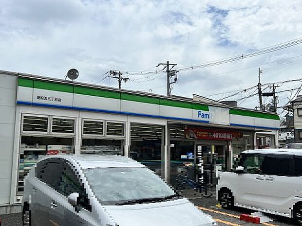 【コンビニエンスストア】ファミリーマート　東粉浜三丁目店まで285ｍ