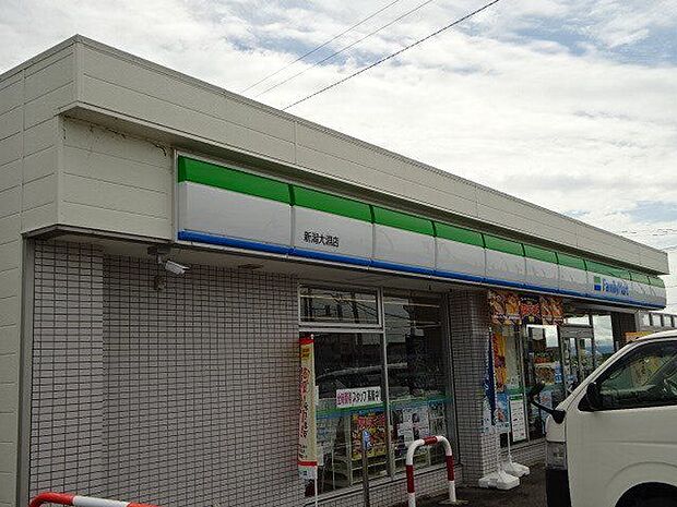 ファミリ−マ−ト新潟大渕店 1630m