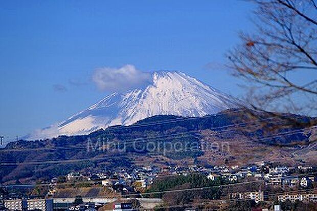 近所から見える富士山