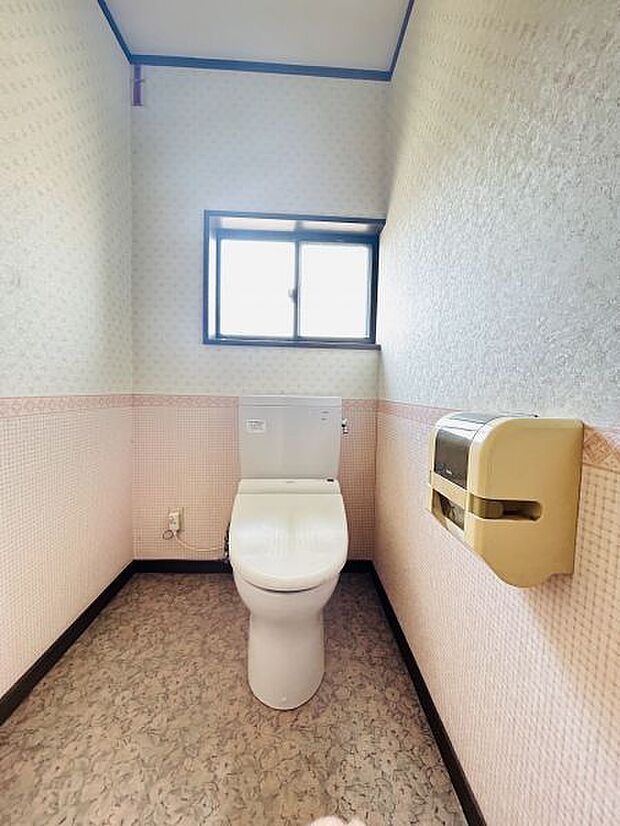 1階トイレの写真です♪