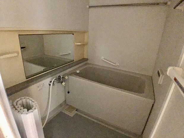 浴室乾燥暖房機能付きのオートバスで快適な入浴が楽しめます♪