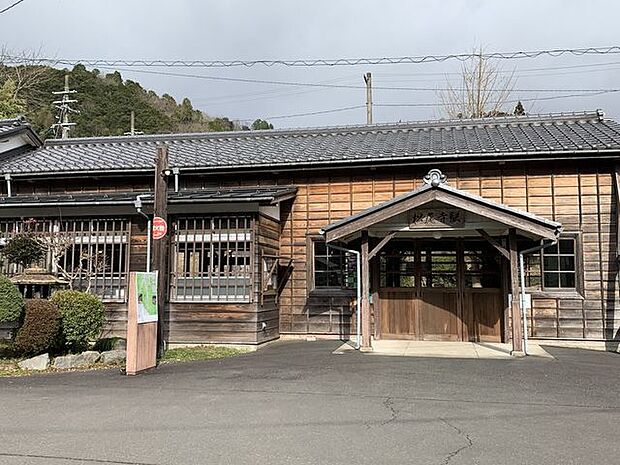 松尾寺駅(JR西日本 小浜線) 徒歩41分。舞鶴市字吉坂にある西日本旅客鉄道小浜線の駅です。 3280m