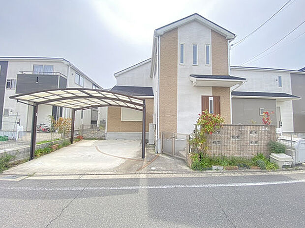             木津川市城山台中古一戸建
  