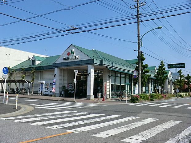 コンビニ 350m マルエツ芝塚原店