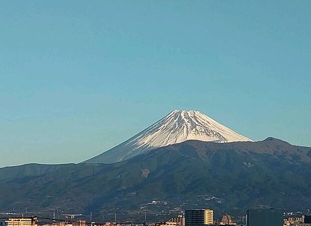 別日に撮影。天気がよければ富士山がきれいに見えます。
