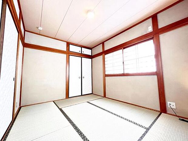 和室は約6帖の広さです。