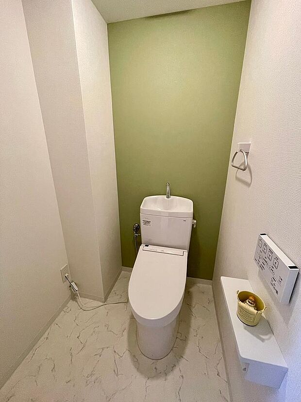 こちらのトイレは、清潔さと快適性を追求したモダンな空間になっております♪