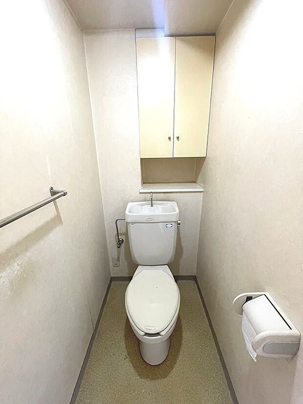 収納スペースがあることで、生活感のないスッキリとしたトイレになります