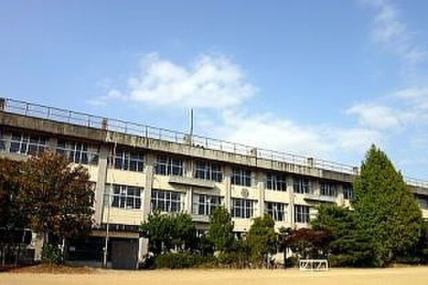 仙台市立中田小学校 徒歩9分。 650m