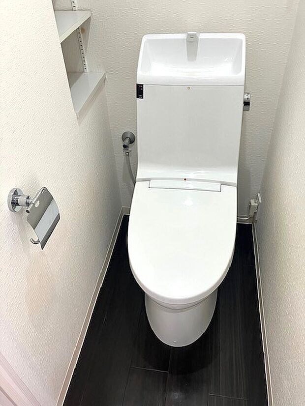 トイレ/平成27年新規交換済み