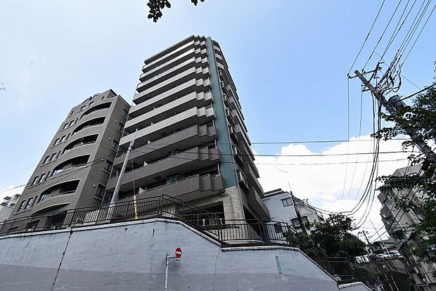                           東京メトロ有楽町線 要町駅まで 徒歩5分
      