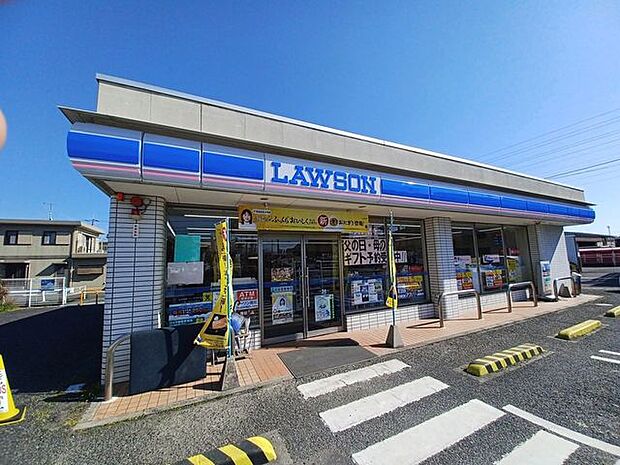 ローソン中主西河原店 710m