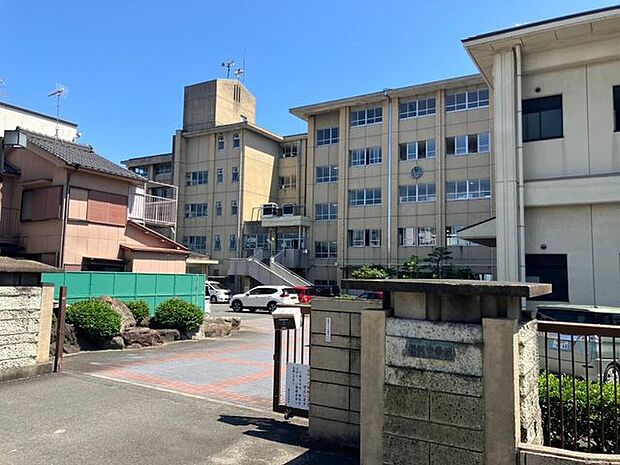 稲沢中学校 320m