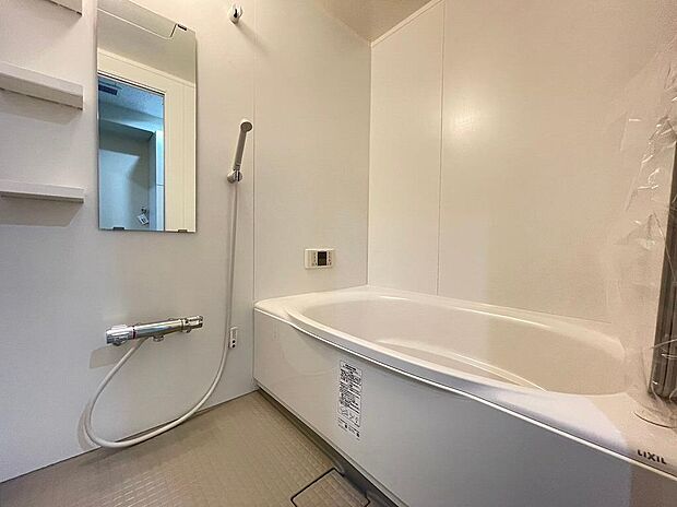 システムバス新調！広い浴室は毎日ゆったり入浴ができ、日頃の疲れを癒せます！