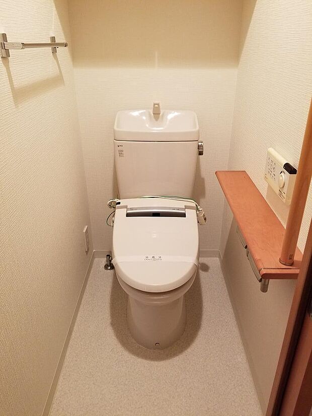 洗浄機付きのトイレです