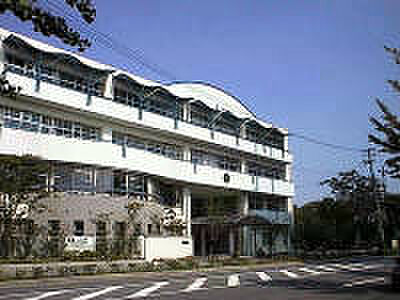 【中学校】神戸市立魚崎中学校まで480ｍ