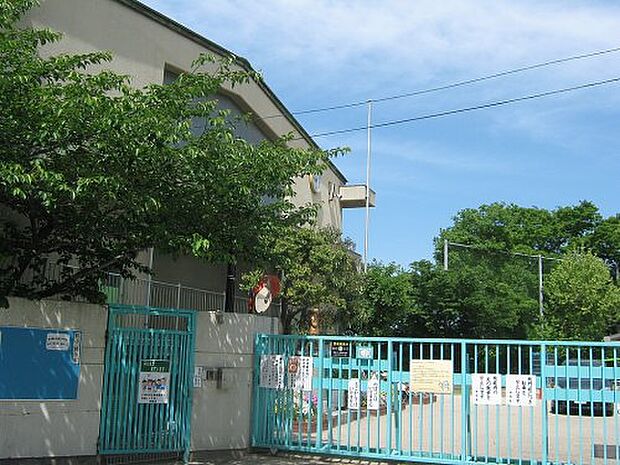 【小学校】枚方市立枚方小学校まで895ｍ