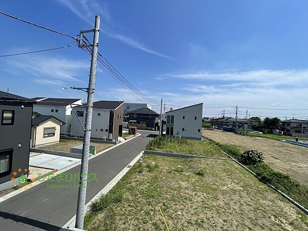 周りは閑静な住宅街です。