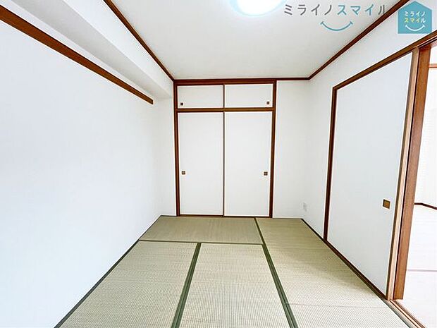 6畳の和室は、小さなお子様のお世話に大活躍♪来客用スペースとしても活用でき、ちょっと横になりたい時などとっても便利です！