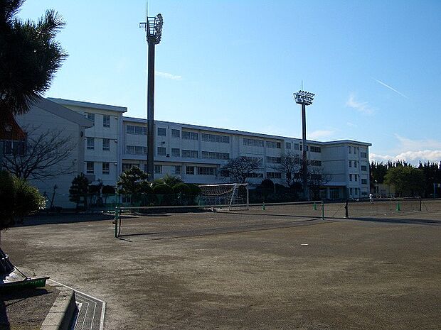 中島中学校