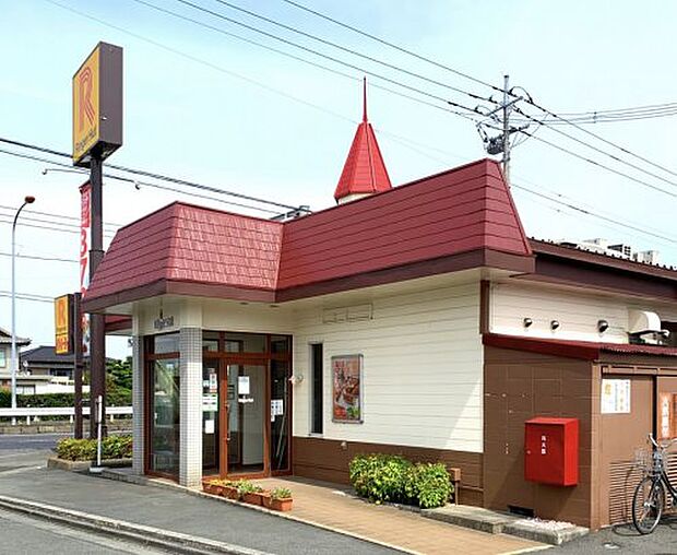 【ファミリーレストラン】リンガーハット　埼玉北本店まで846ｍ