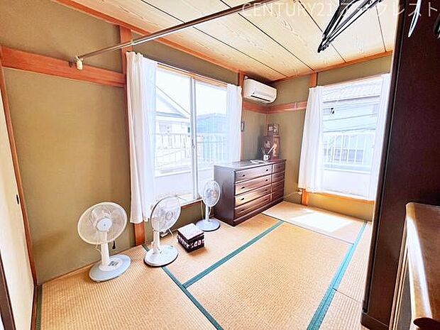 〜・〜Japanese Room〜・〜明るく収納力のある和室です。