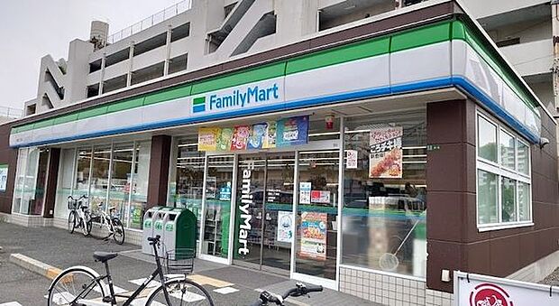 ファミリーマート 酉島二丁目店 680m