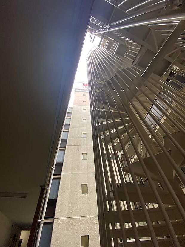 東カングランドマンション広島リバーサイド(2LDK) 2階/201の外観
