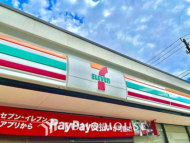 セブンイレブン 世田谷桜小前店　距離約130m