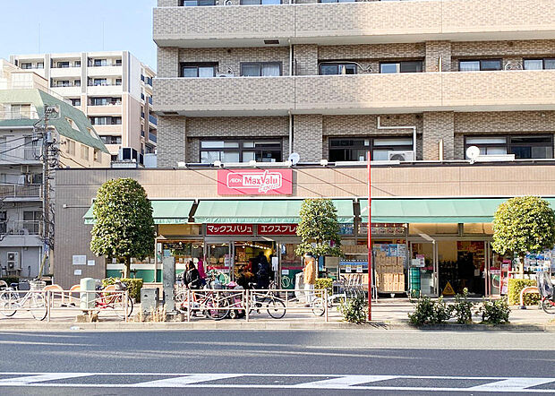 ■マックスバリュエクスプレス横浜吉野町店…徒歩1分(1m当物件1階)