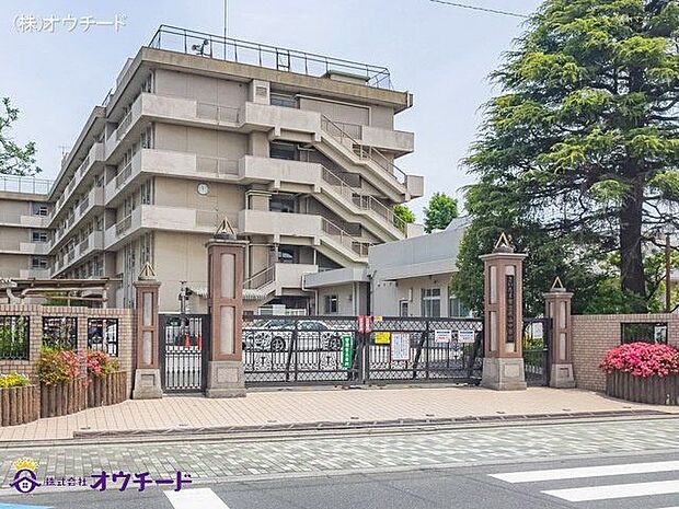 さいたま市立原山中学校 撮影日(2022-06-01) 990m