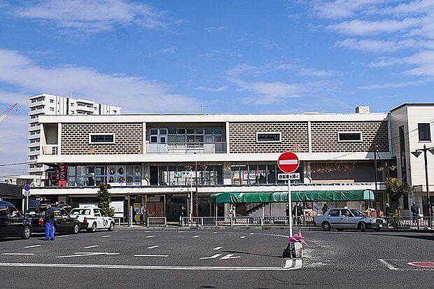 蕨駅(JR東日本 東北本線) 徒歩10分。 730m