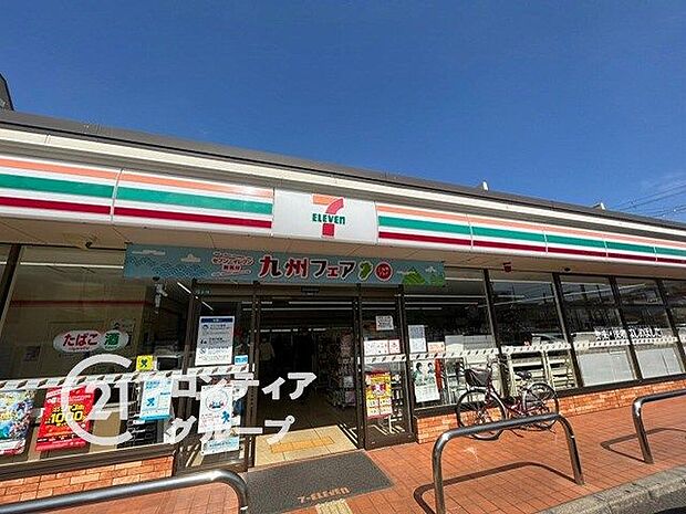 コンビニ セブンイレブン　西宮若草町店 240m